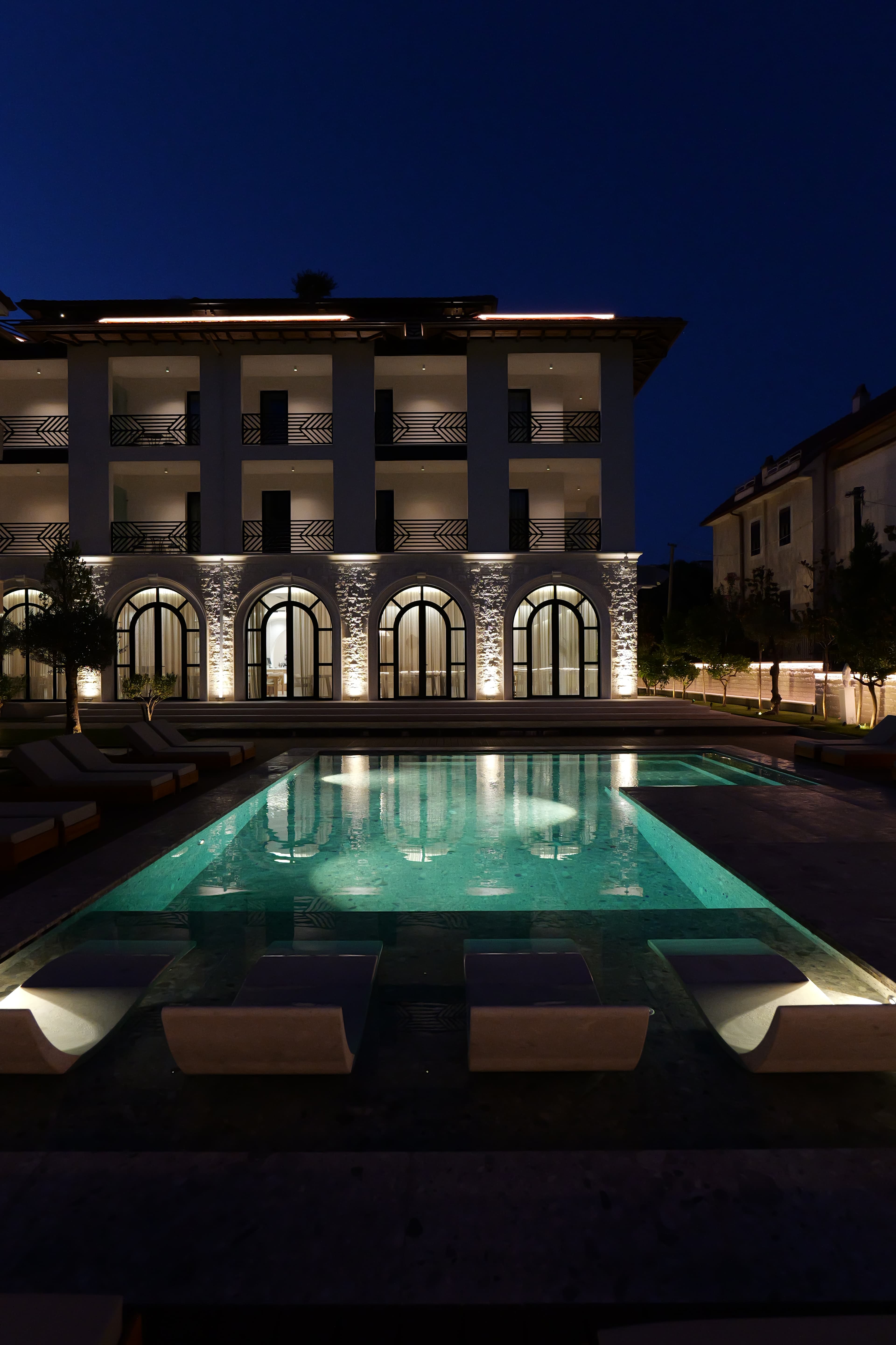 Evening atmosphere around the pool